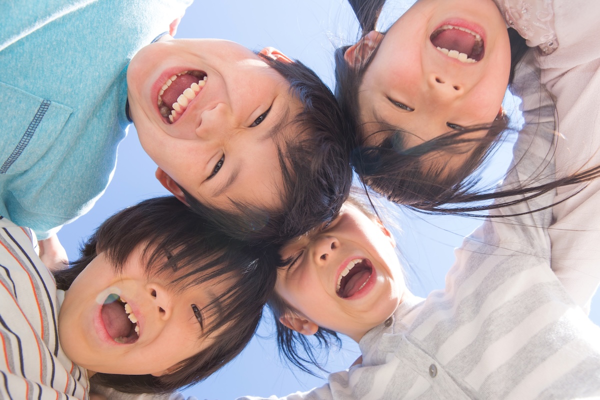 笑顔の子供たち
